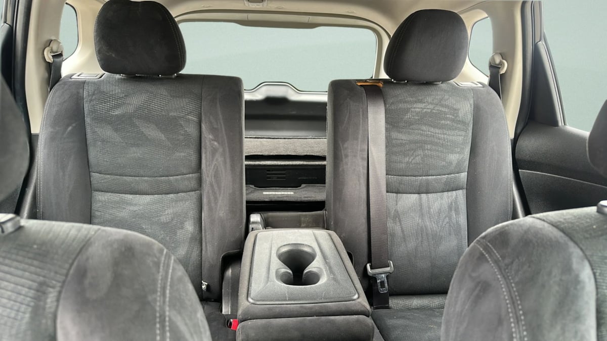 Photo 11 of this Nissan Rogue