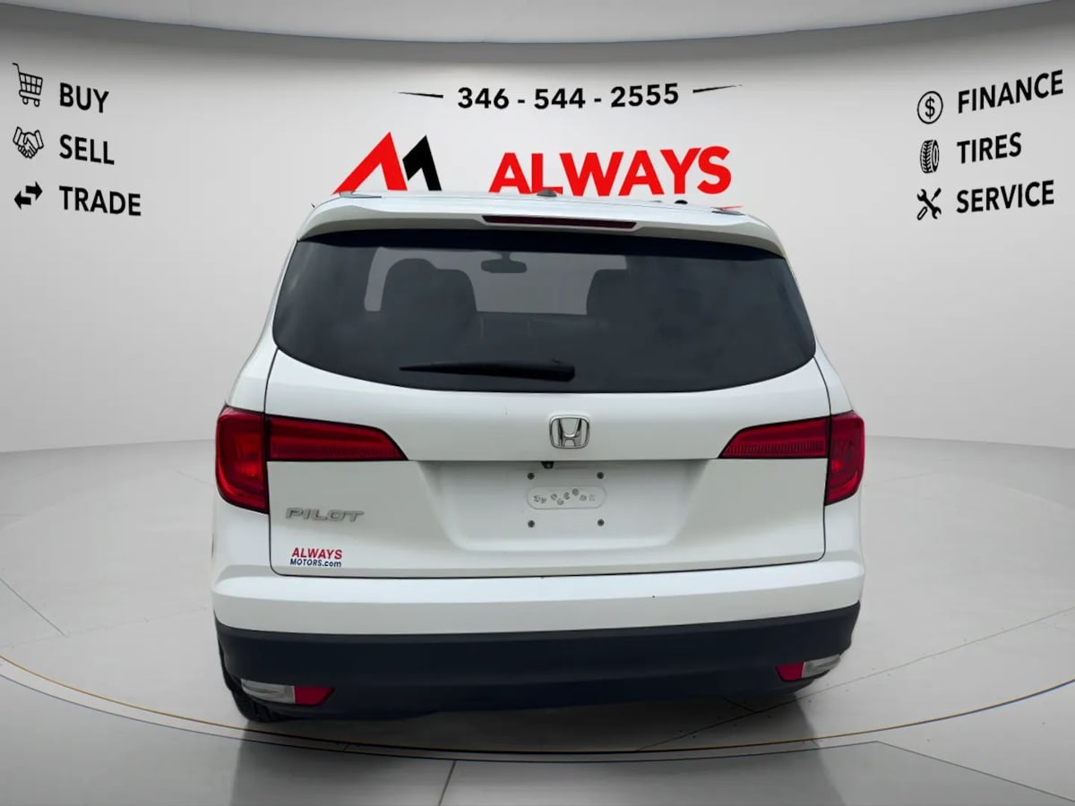 Photo 6 of this Honda Pilot