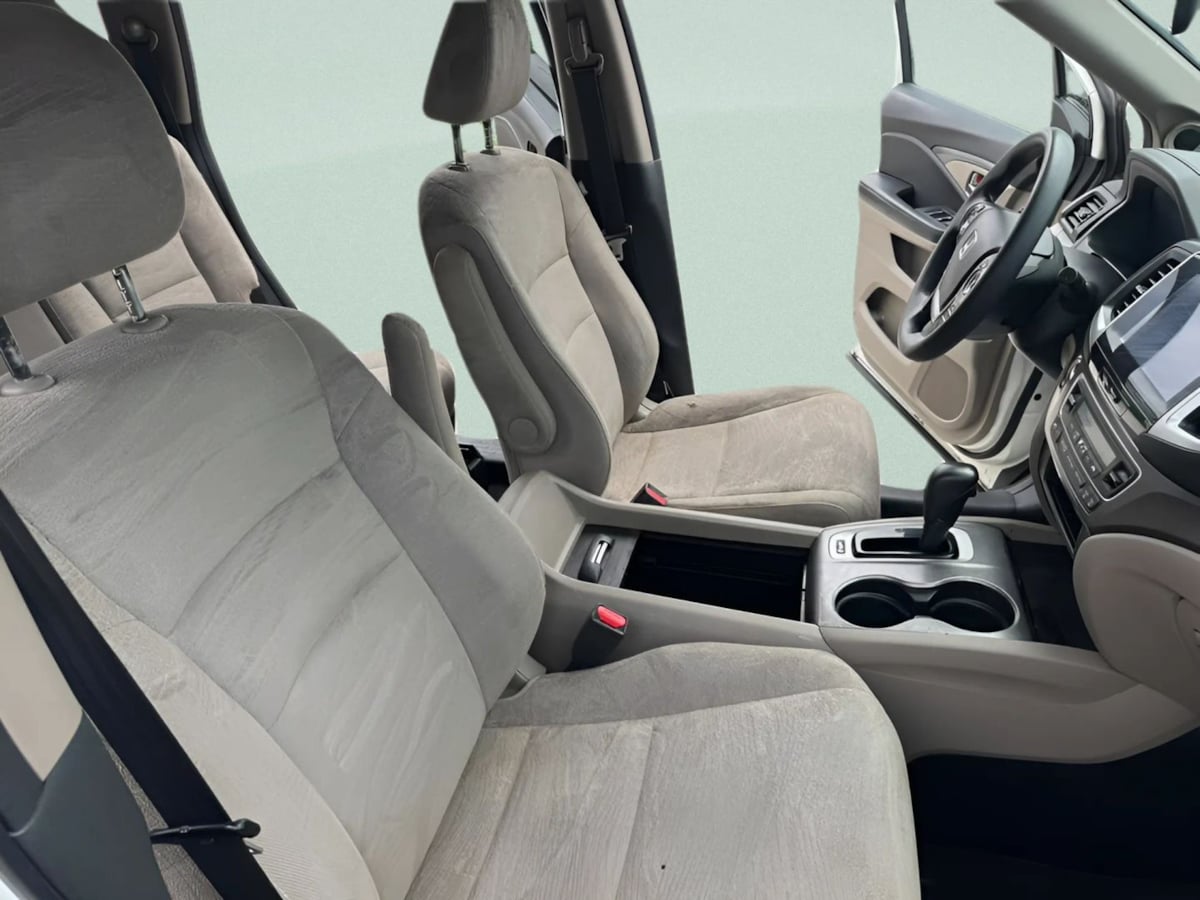 Photo 9 of this Honda Pilot