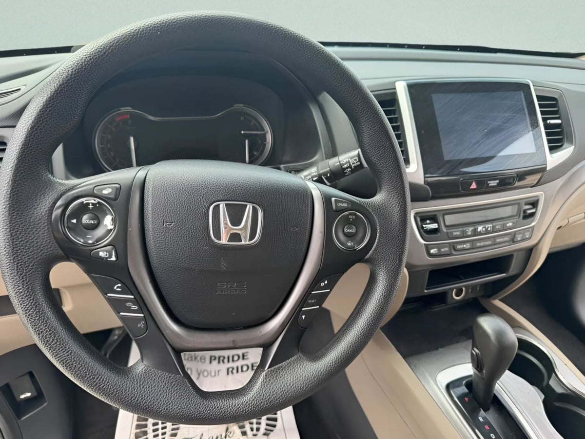 Photo 19 of this Honda Pilot