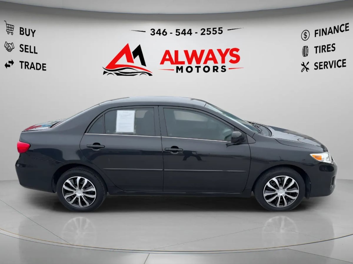 Photo 3 of this Toyota Corolla