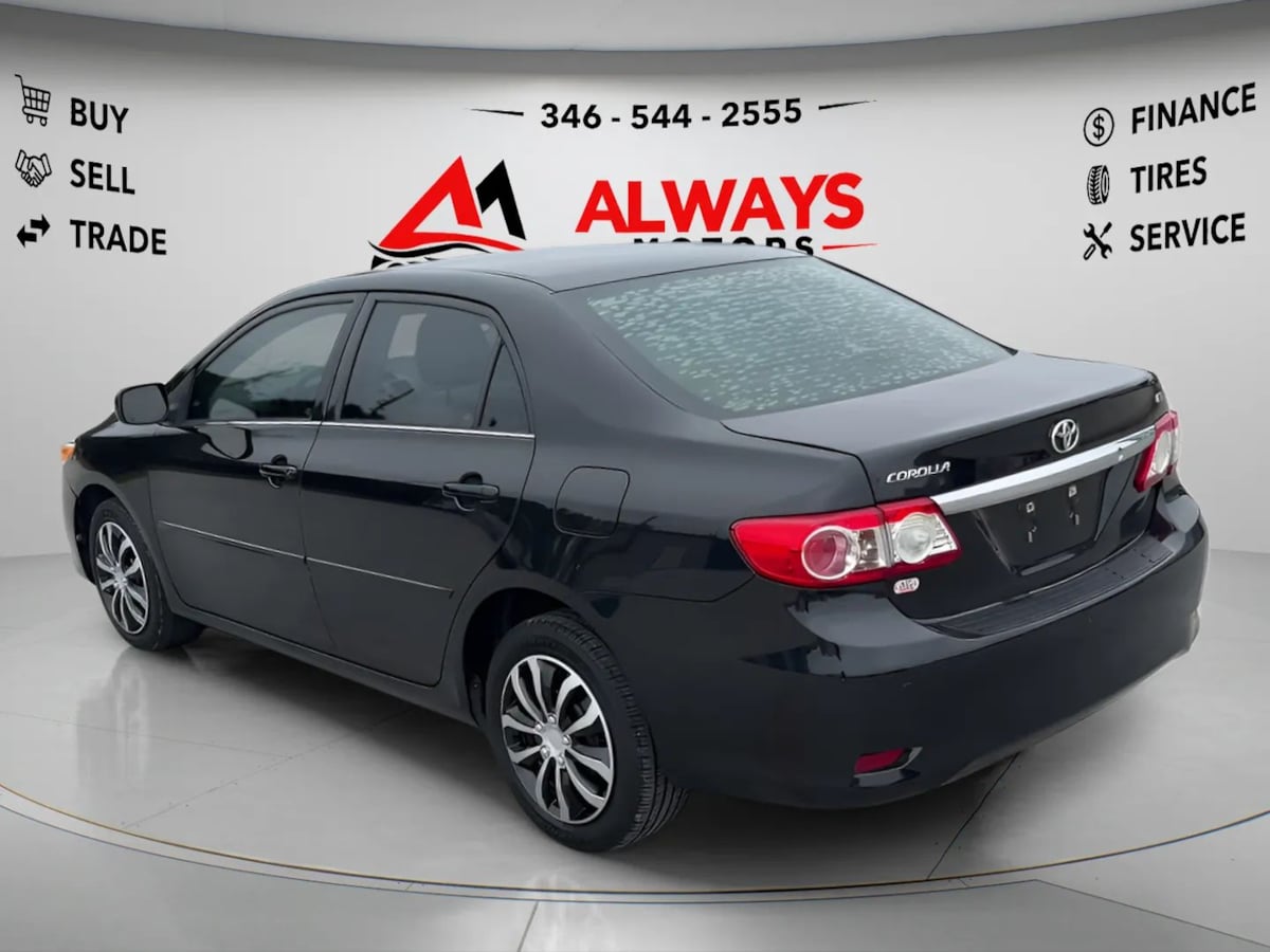 Photo 6 of this Toyota Corolla