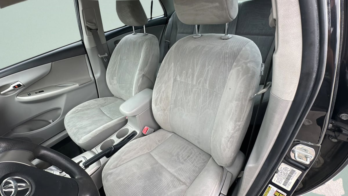 Photo 8 of this Toyota Corolla