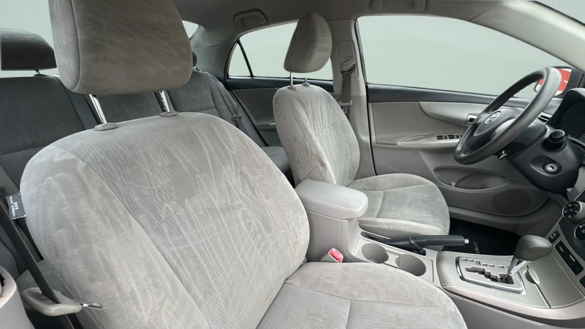 Photo 9 of this Toyota Corolla