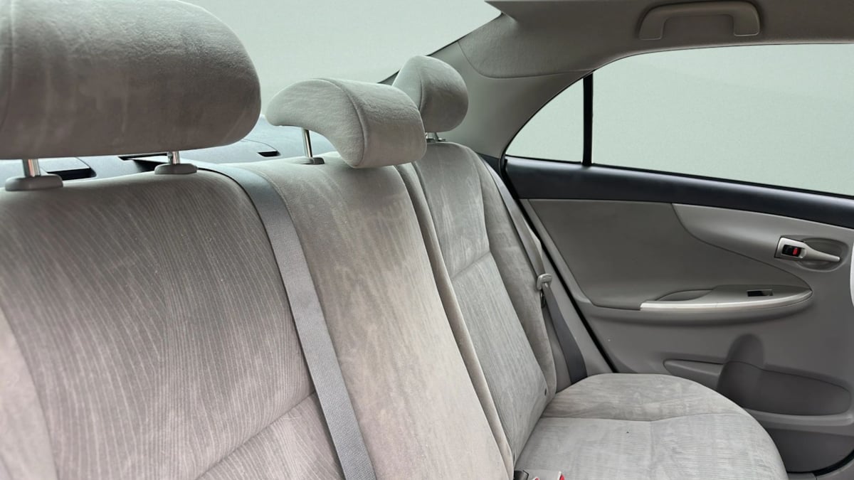 Photo 16 of this Toyota Corolla