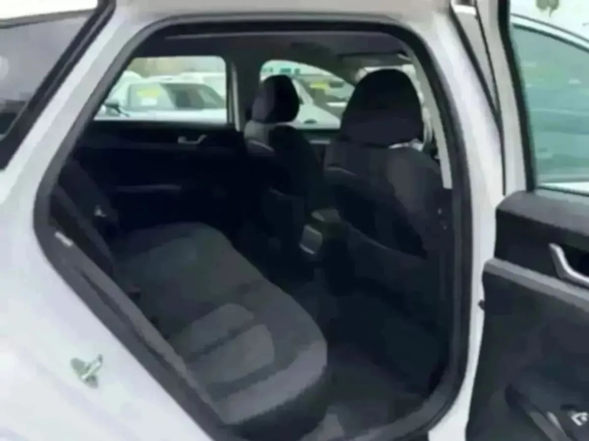 2023 Kia K5 LXS - Photo 27