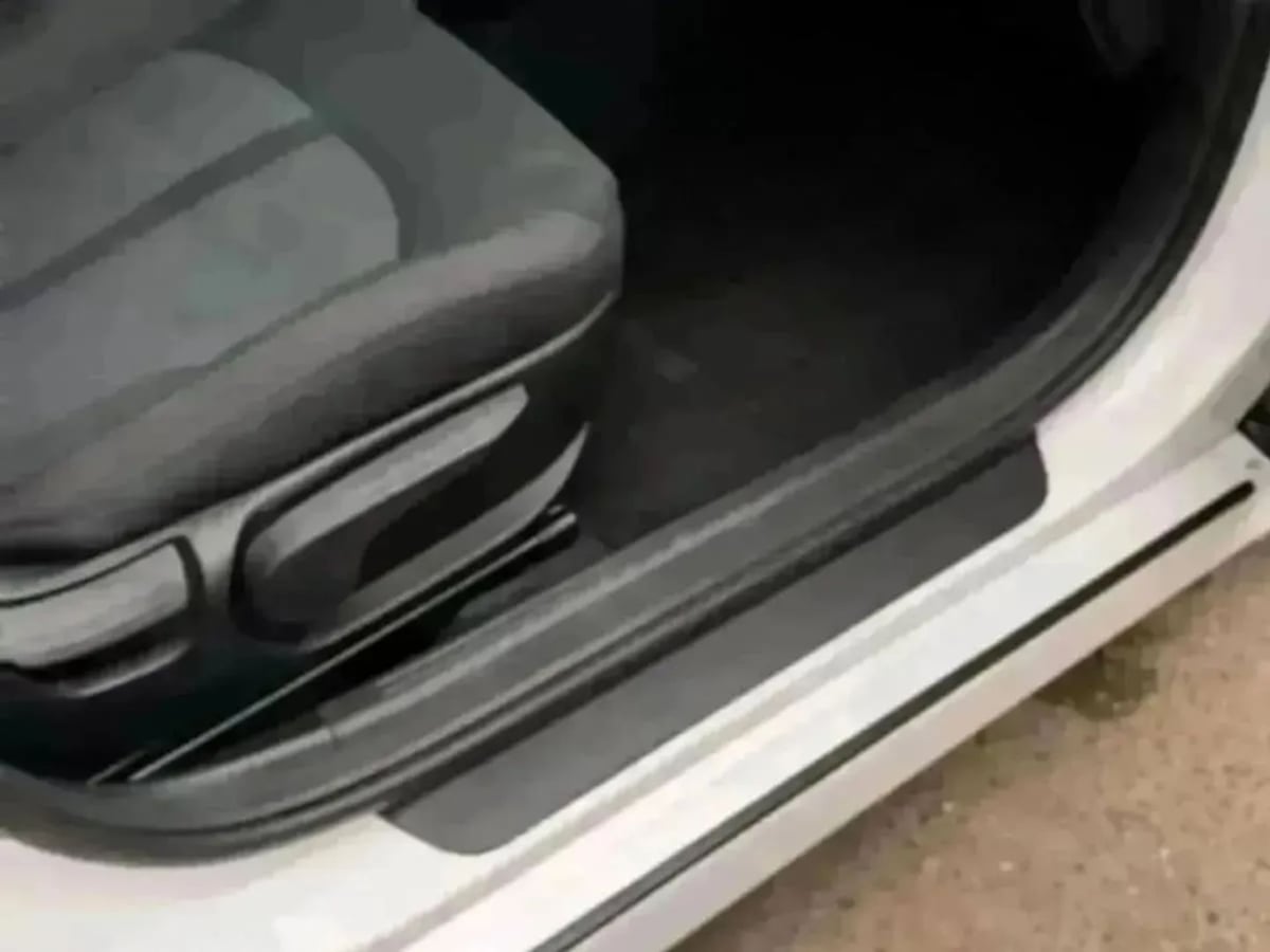 2023 Kia K5 LXS - Photo 32