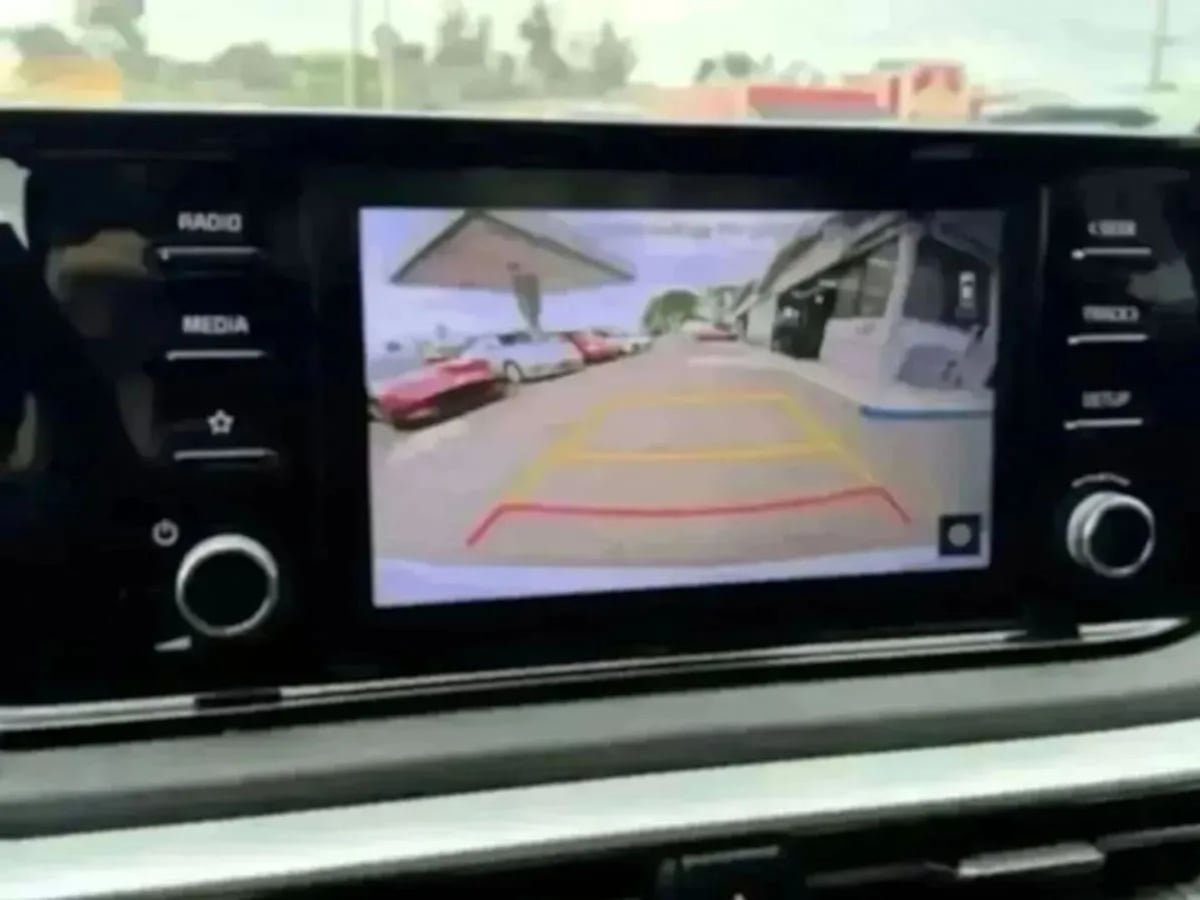 2023 Kia K5 LXS - Photo 37