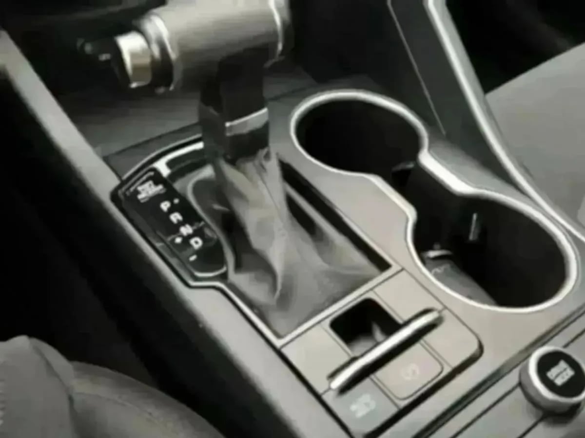 2023 Kia K5 LXS - Photo 38