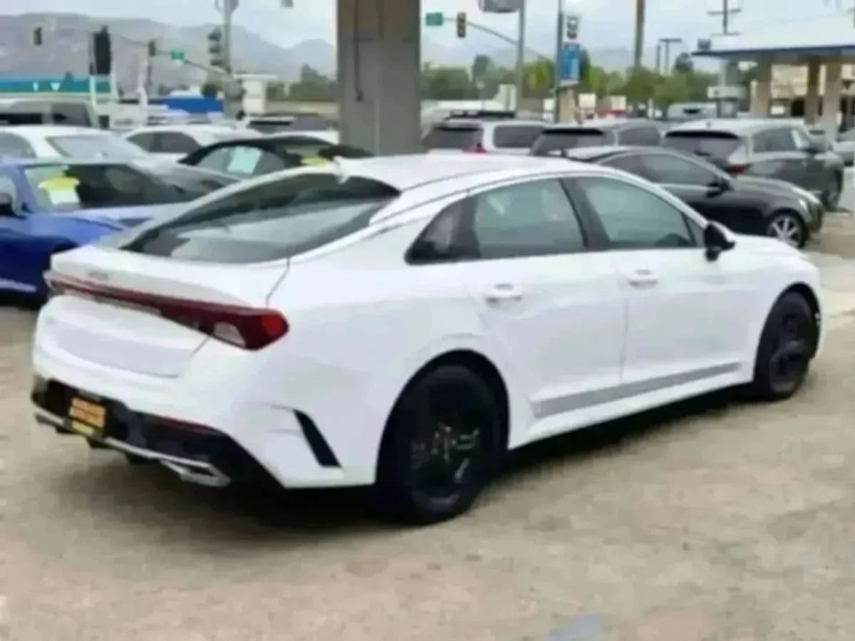 2023 Kia K5 LXS - Photo 46