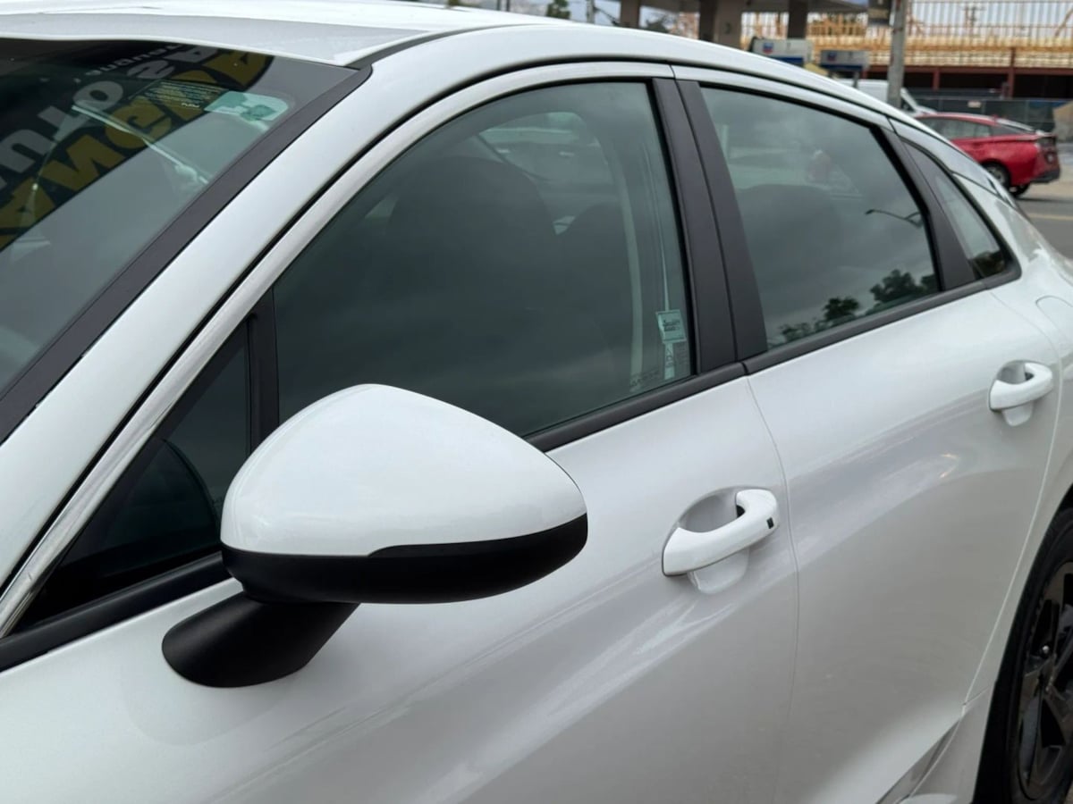 2023 Kia K5 LXS - Photo 56
