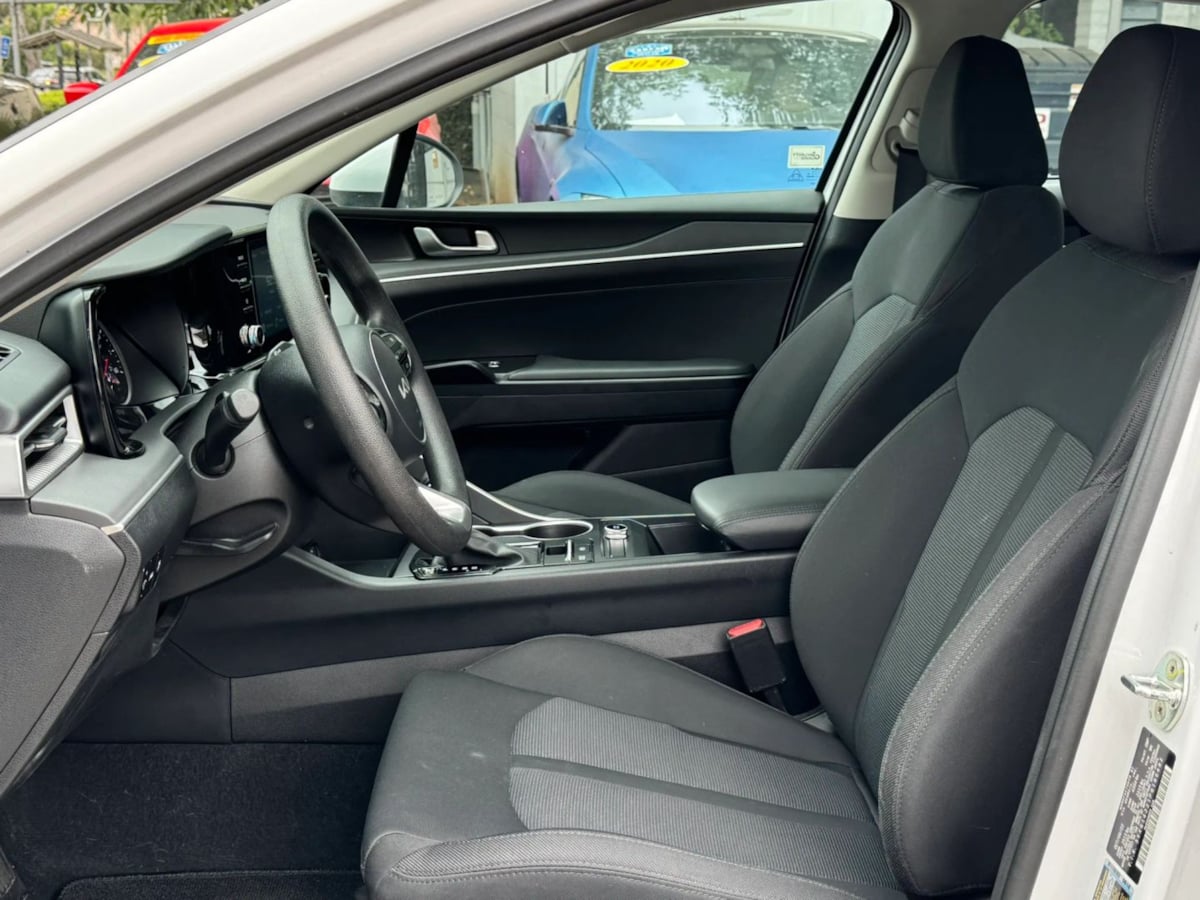 2023 Kia K5 LXS - Photo 63