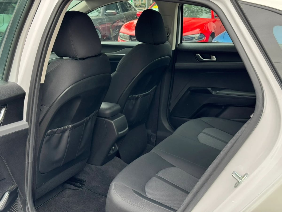 2023 Kia K5 LXS - Photo 68