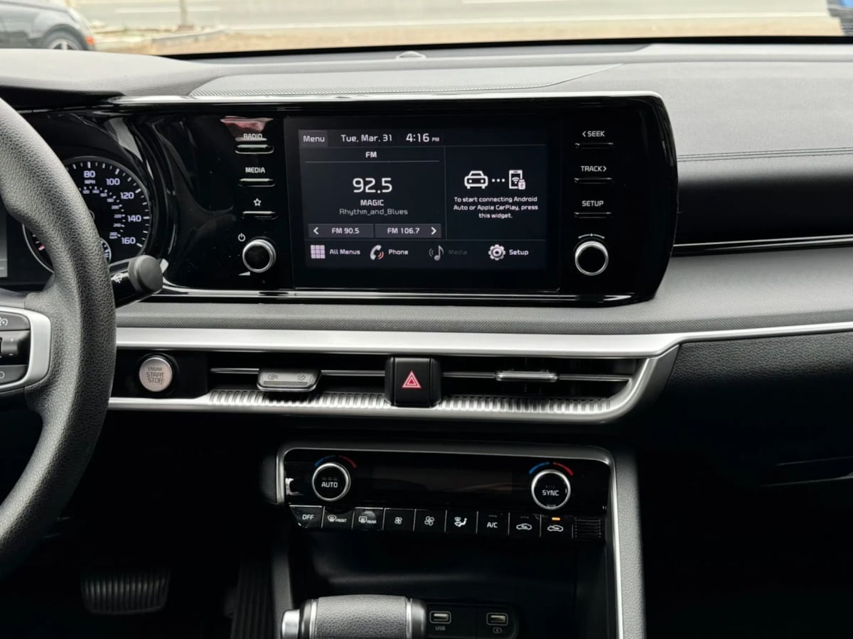 2023 Kia K5 LXS - Photo 73