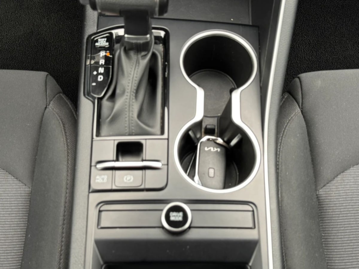 2023 Kia K5 LXS - Photo 75