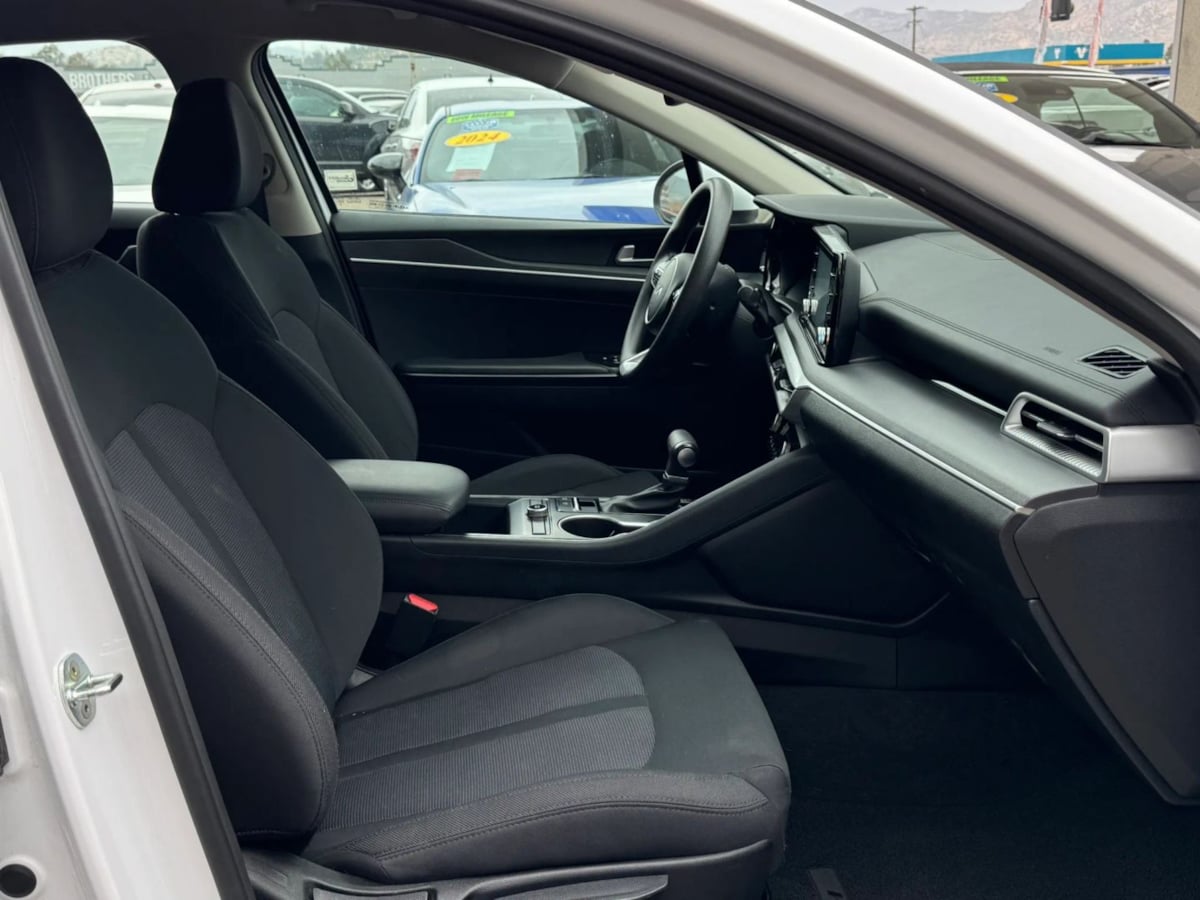 2023 Kia K5 LXS - Photo 79