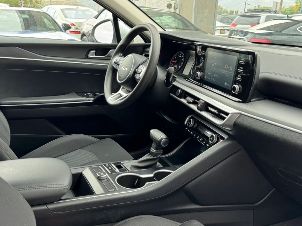 2023 Kia K5 LXS - Photo 81