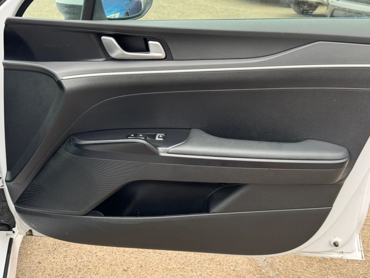 2023 Kia K5 LXS - Photo 83