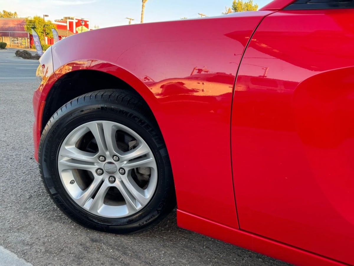 2022 Dodge Charger SXT - Photo 9