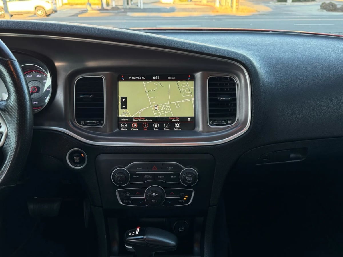 2022 Dodge Charger SXT - Photo 24