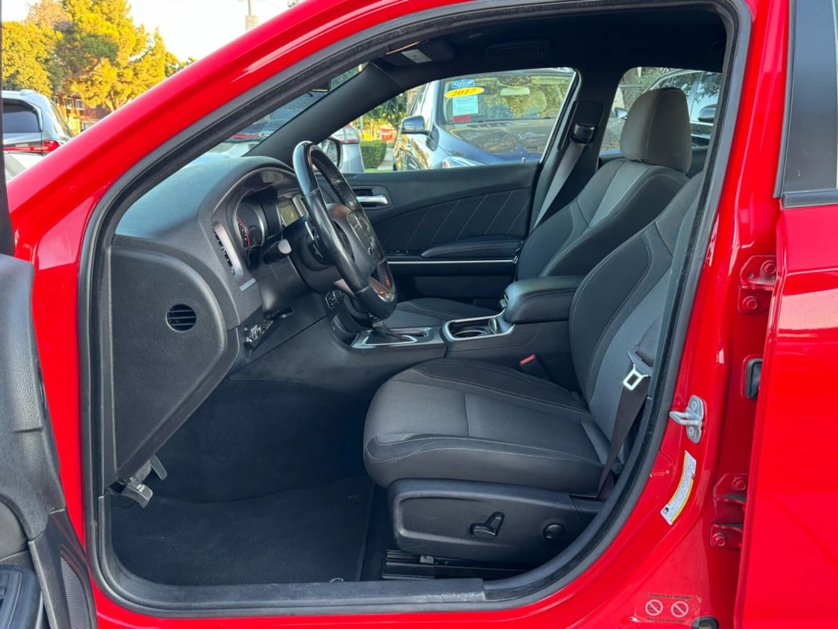 2022 Dodge Charger SXT - Photo 29