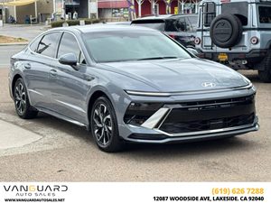 View 2025 Hyundai Sonata 