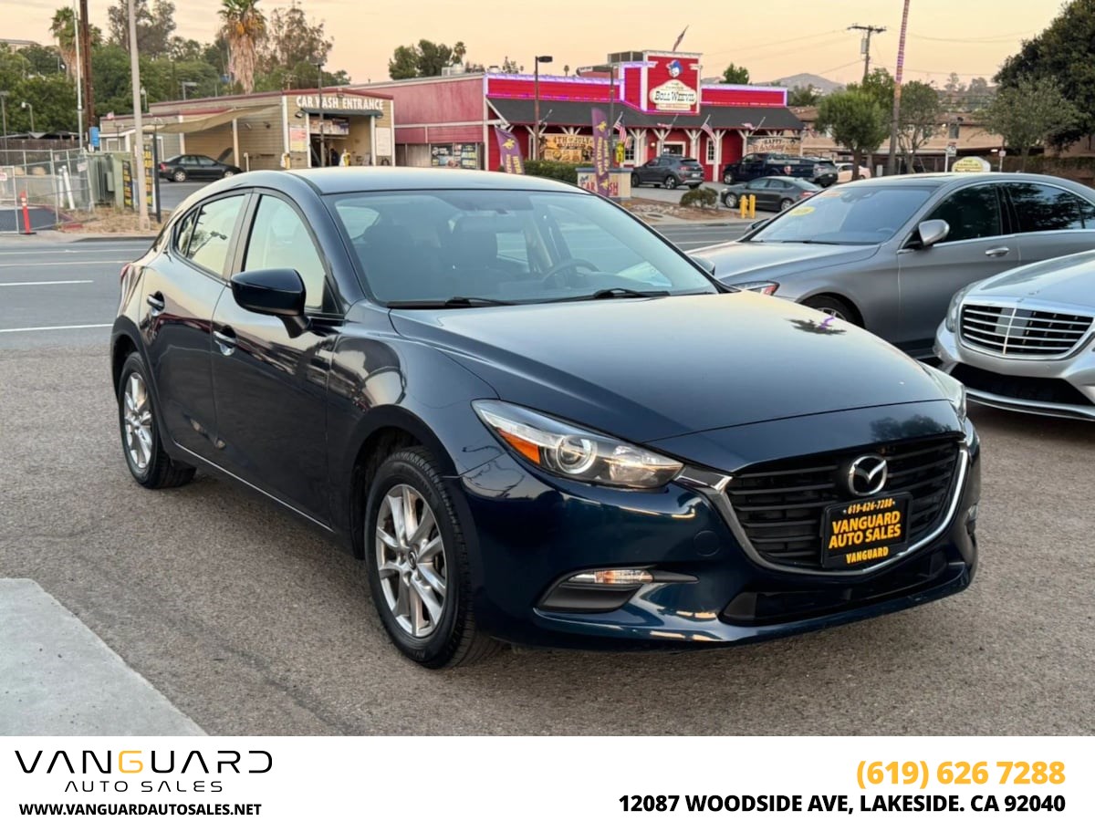 2017 Mazda Mazda3 5-Door Sport
