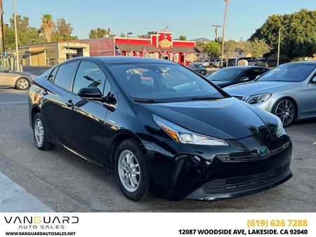 2019 Toyota Prius LE