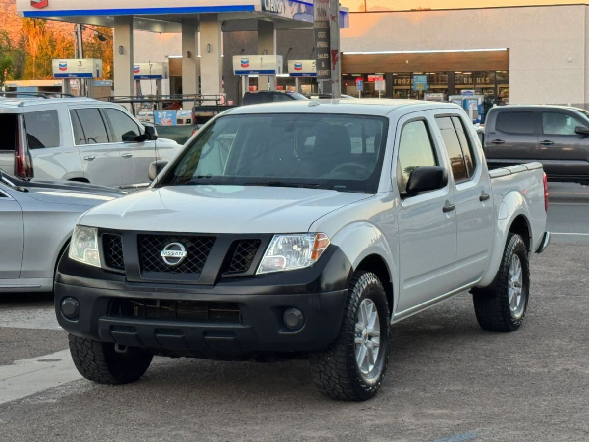 Photo 3 of this Nissan Frontier