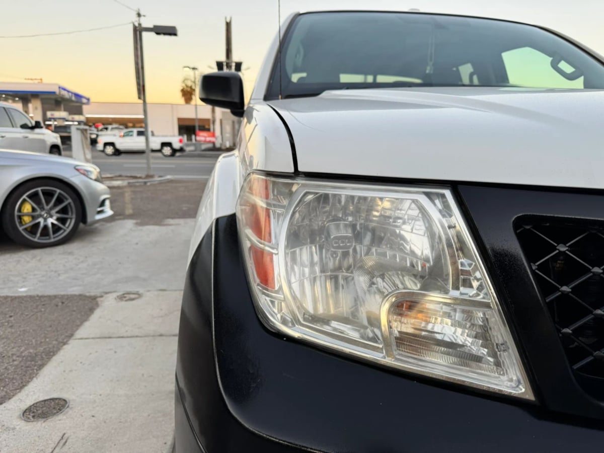 Photo 7 of this Nissan Frontier