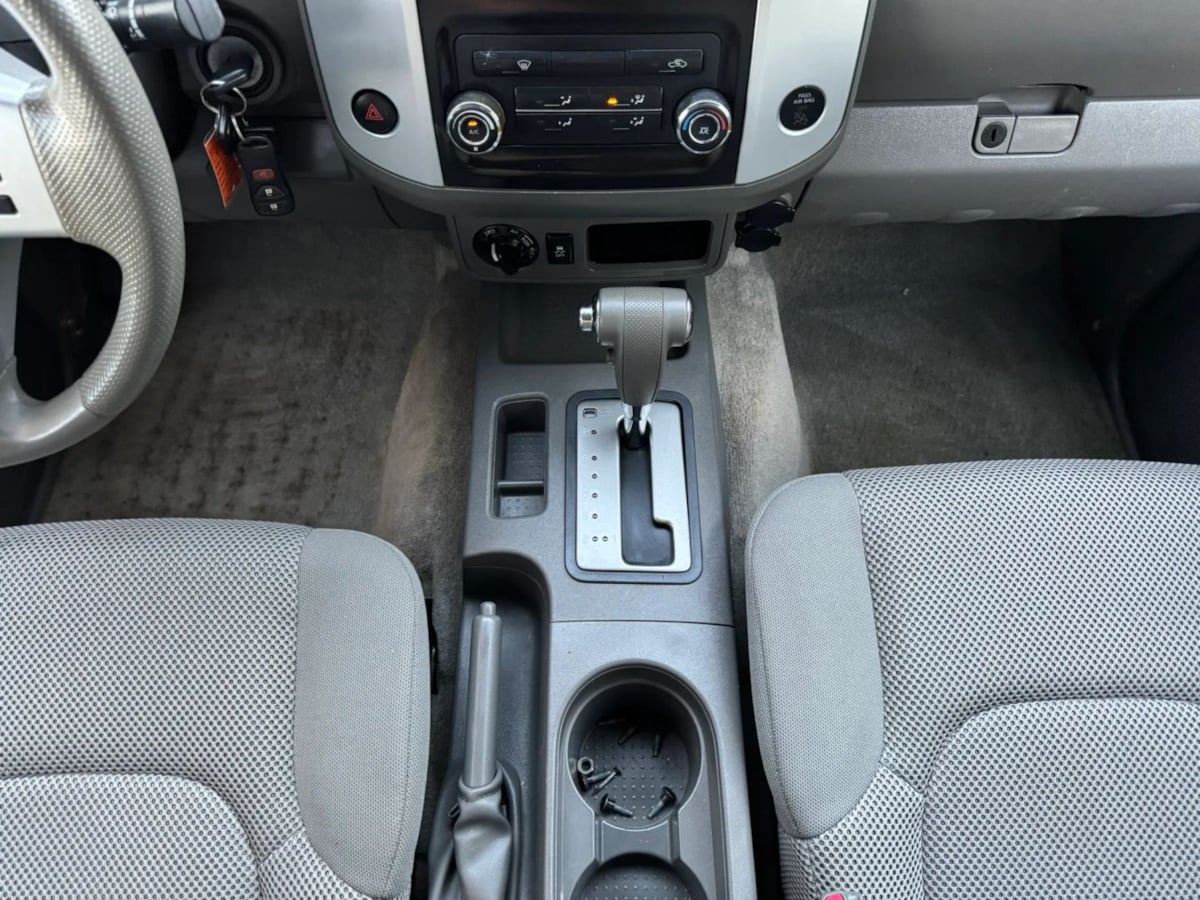 Photo 21 of this Nissan Frontier