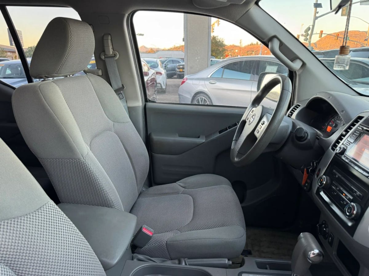 Photo 24 of this Nissan Frontier