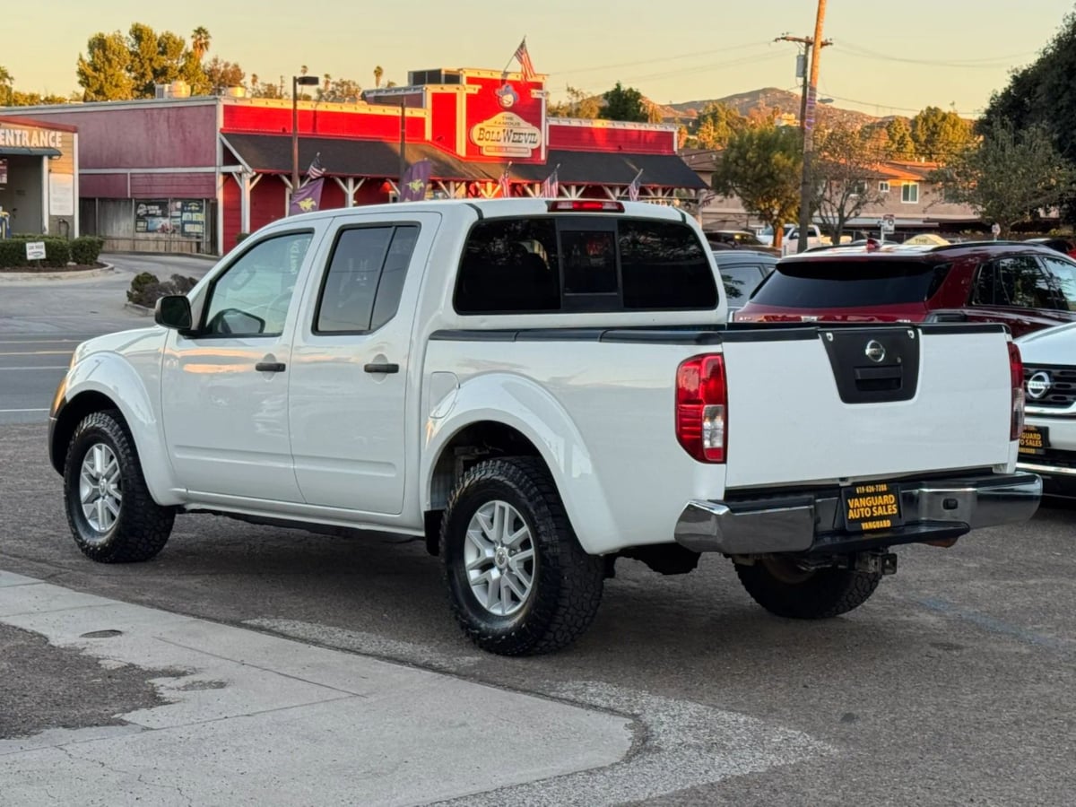 Photo 29 of this Nissan Frontier