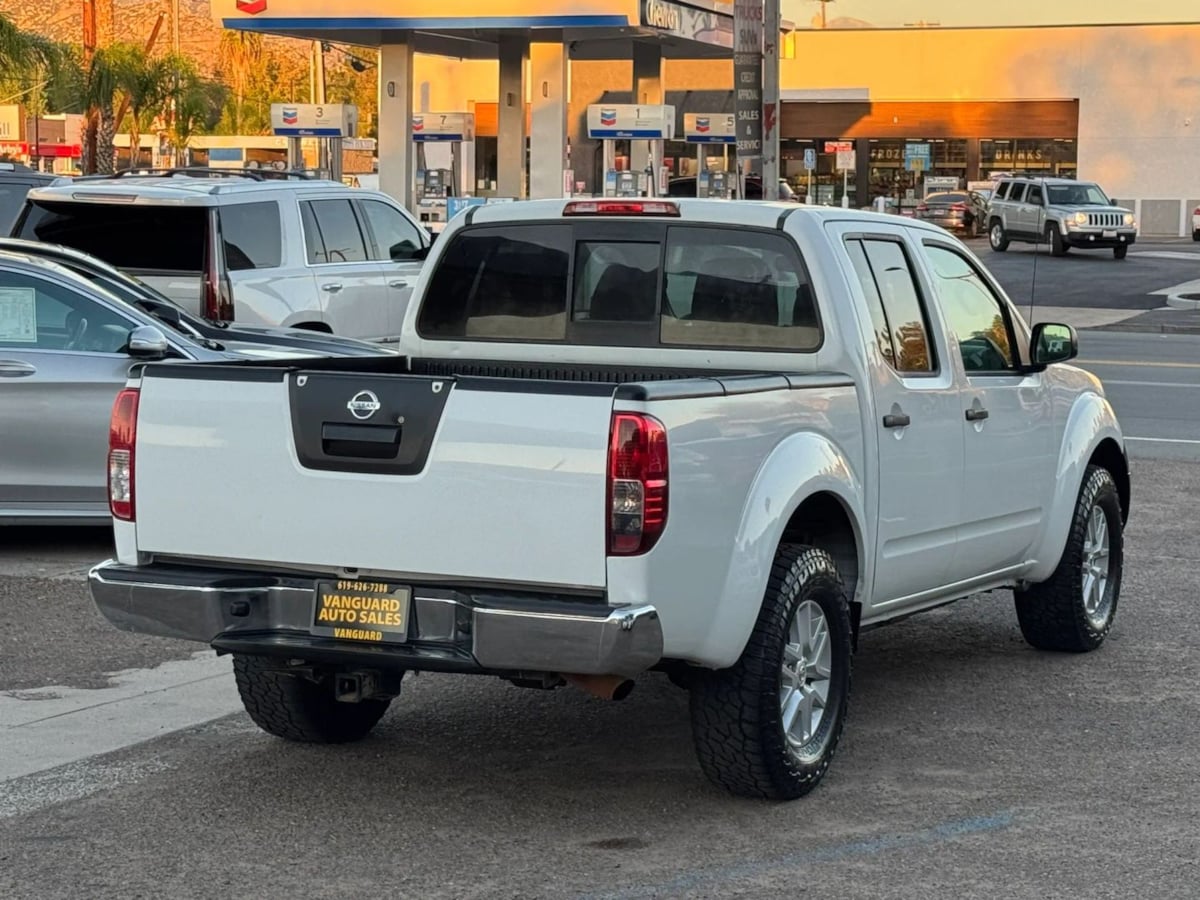 Photo 30 of this Nissan Frontier