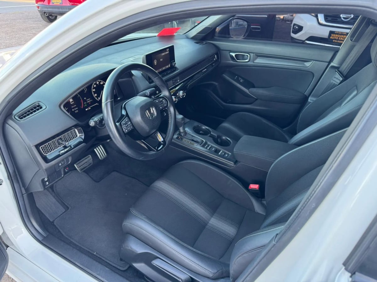 Photo 10 of this Honda Civic Sedan