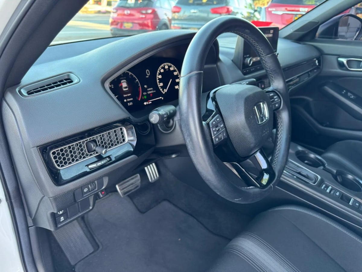 Photo 11 of this Honda Civic Sedan