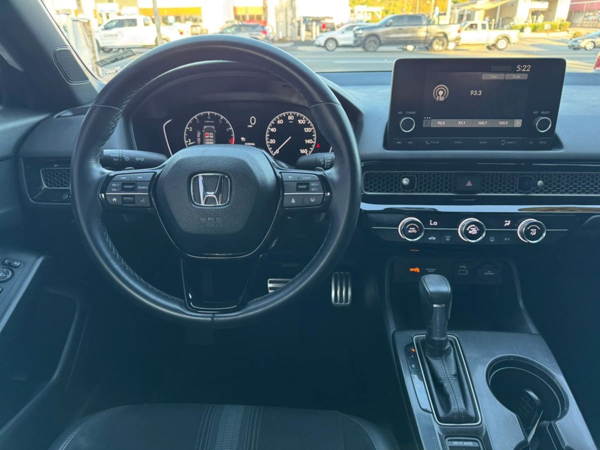 Photo 17 of this Honda Civic Sedan