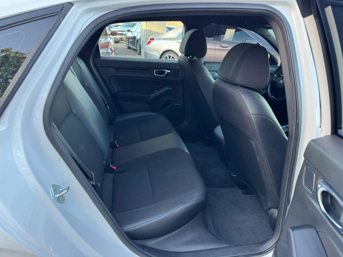 Photo 23 of this Honda Civic Sedan
