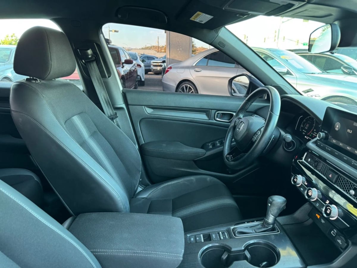 Photo 25 of this Honda Civic Sedan