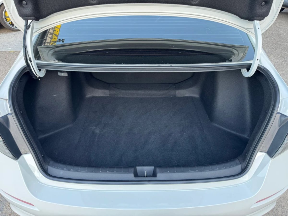 Photo 36 of this Honda Civic Sedan