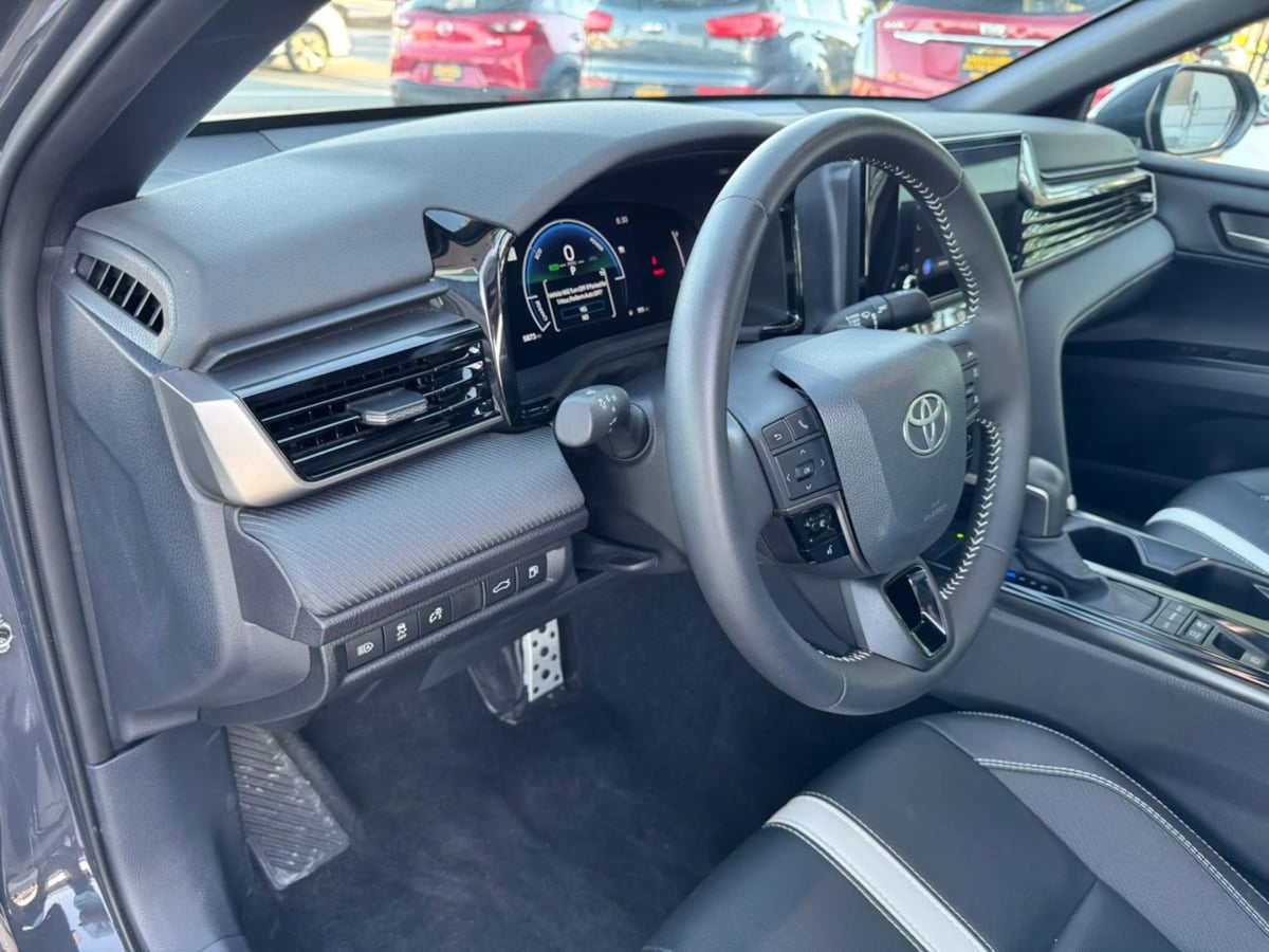 Photo 10 of this Toyota Camry