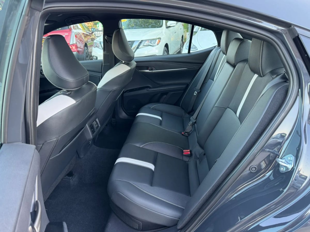 Photo 15 of this Toyota Camry