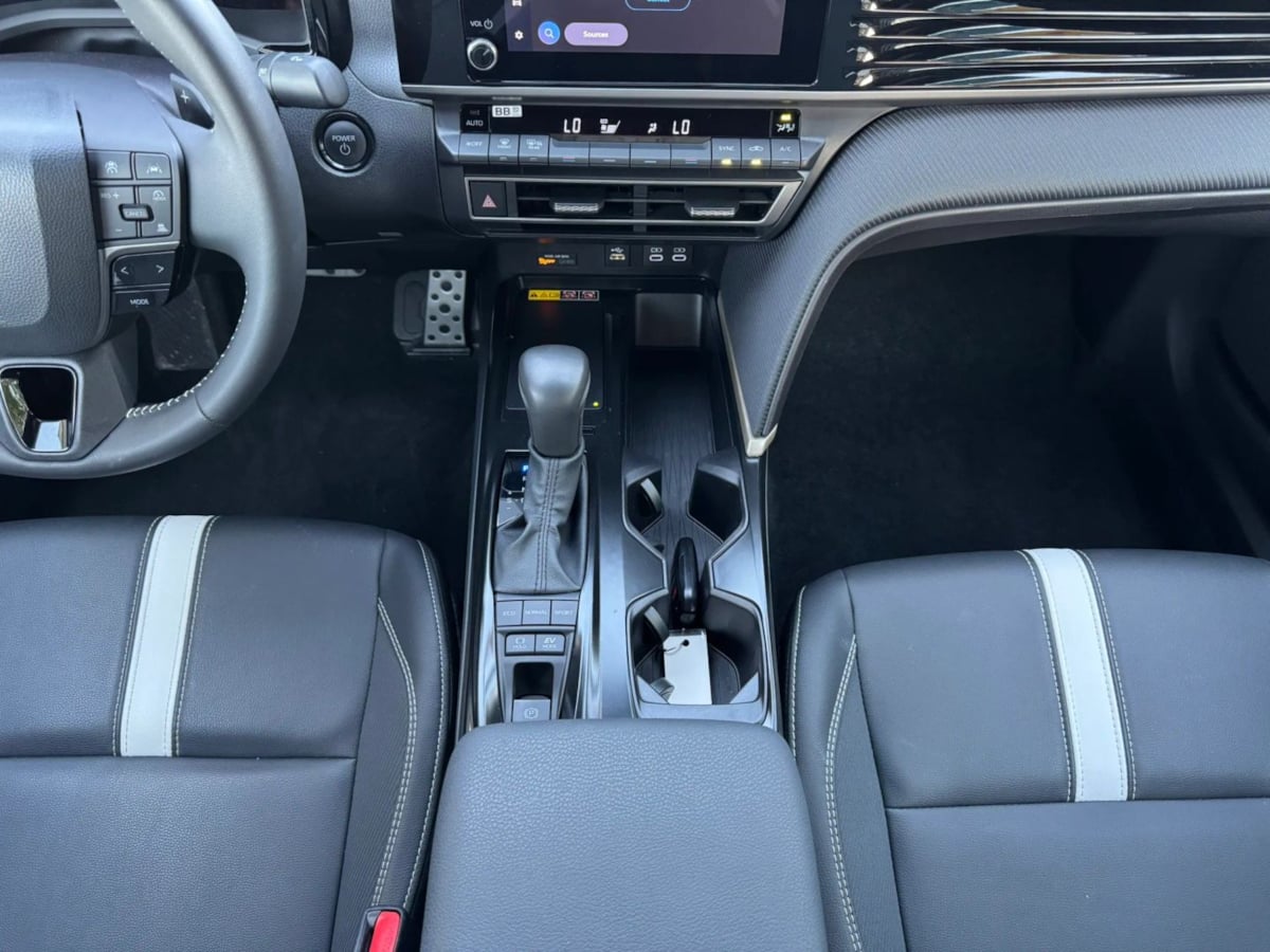 Photo 22 of this Toyota Camry