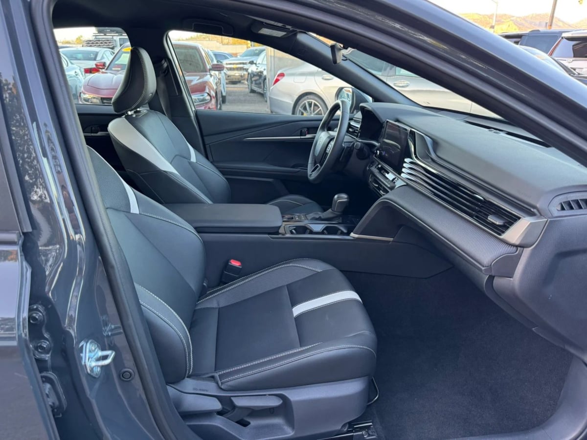 Photo 25 of this Toyota Camry
