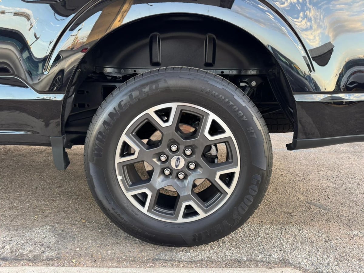 Photo 38 of this Ford F-150