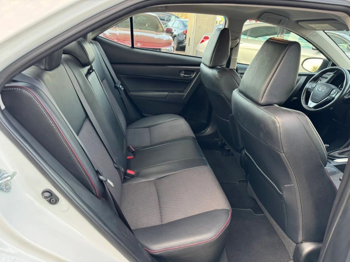 Photo 22 of this Toyota Corolla