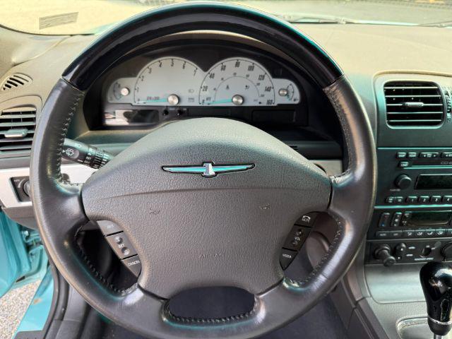 2002 Ford Thunderbird Premium - Photo 9