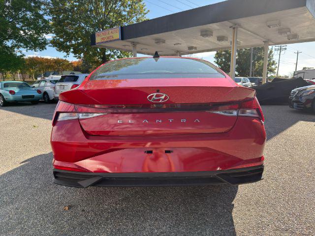 2023 Hyundai Elantra SEL - Photo 6