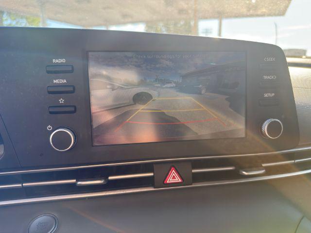 2023 Hyundai Elantra SEL - Photo 13