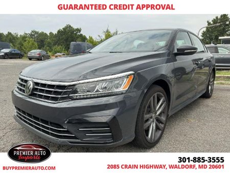 2018 Volkswagen Passat R-Line